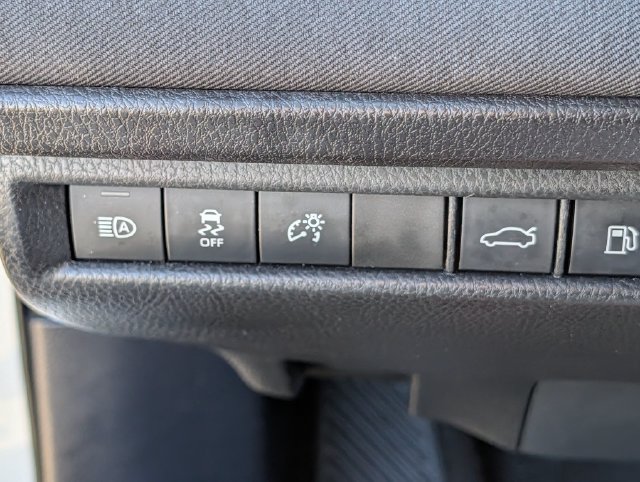 Used 2025 Toyota Camry LE FWD image 23