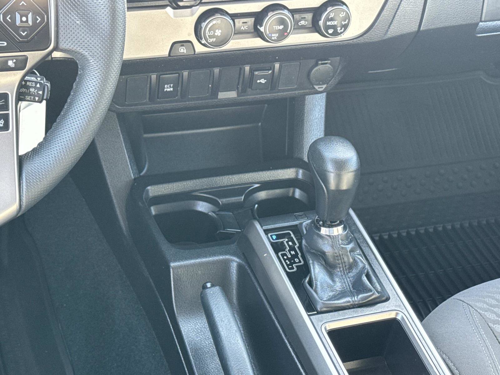 Used 2023 Toyota Tacoma SR5 w/ SR5 Appearance Package image 4