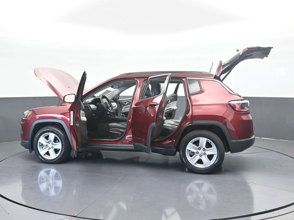 Used 2022 Jeep Compass Latitude image 68
