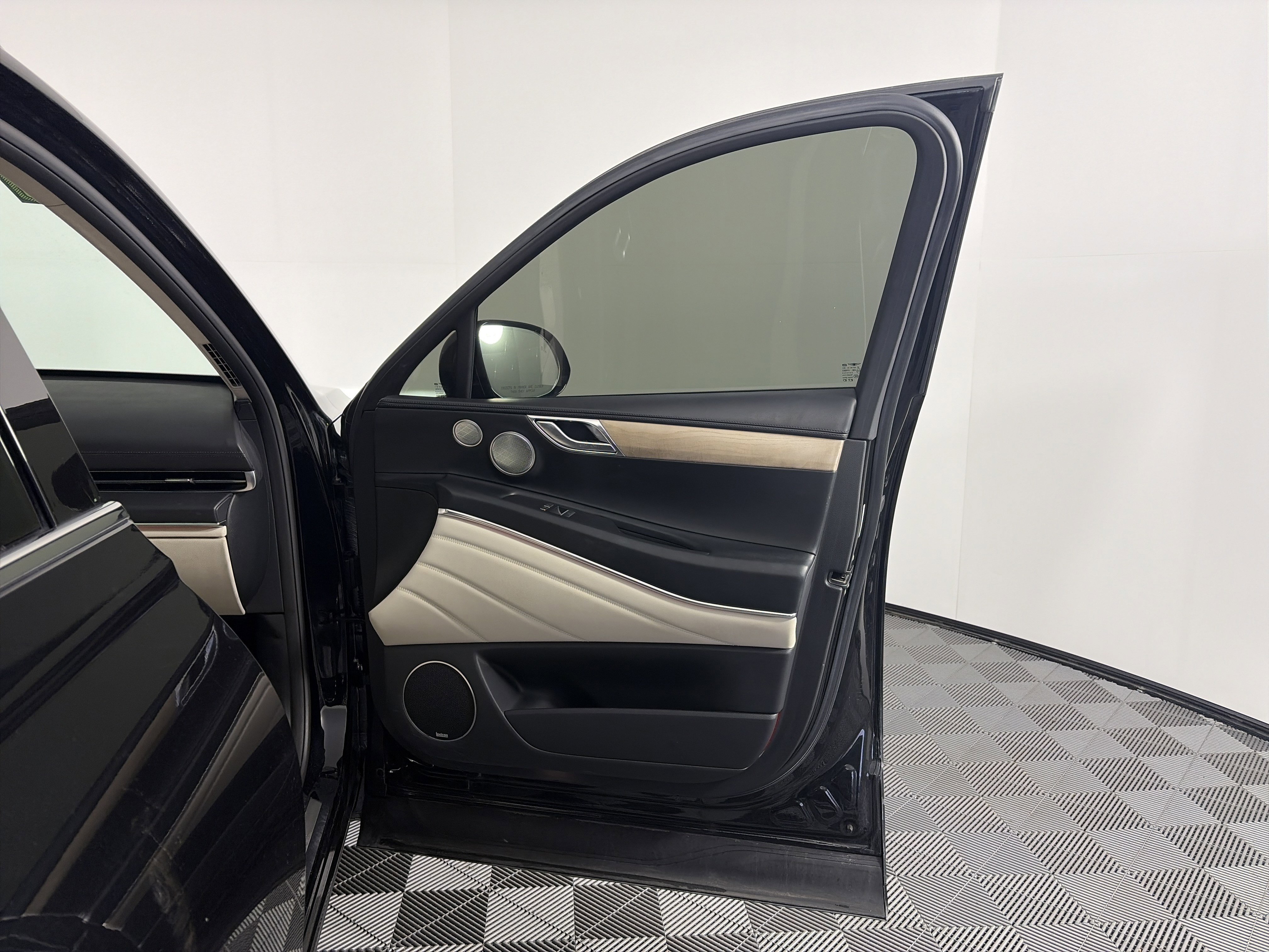 Used 2021 Genesis GV80 3.5T w/ Prestige Package 07 image 43