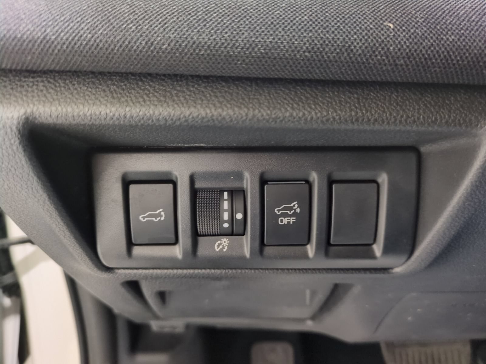 Certified 2024 Subaru Outback Premium AWD/4WD image 19