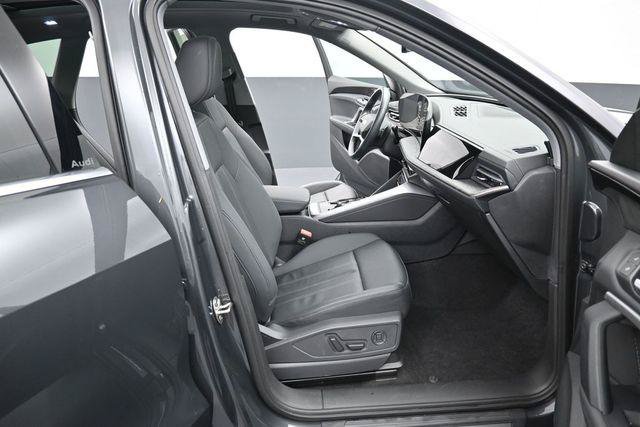 Used 2025 Audi Q5 Premium w/ Convenience Package AWD/4WD image 36