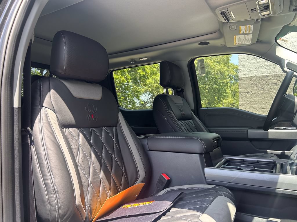 New 2026 Ford F250 Lariat w/ Black Appearance Package AWD/4WD image 23