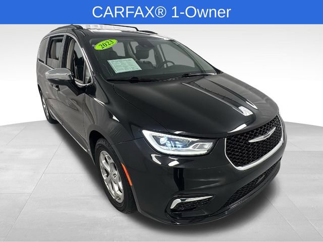 Used 2023 Chrysler Pacifica Limited