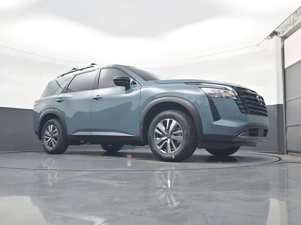 New 2026 Nissan Pathfinder SL AWD/4WD image 12