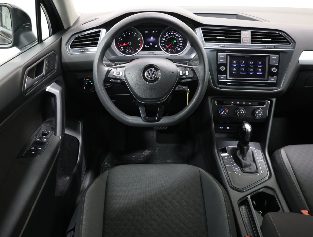 Used 2020 Volkswagen Tiguan S FWD image 16