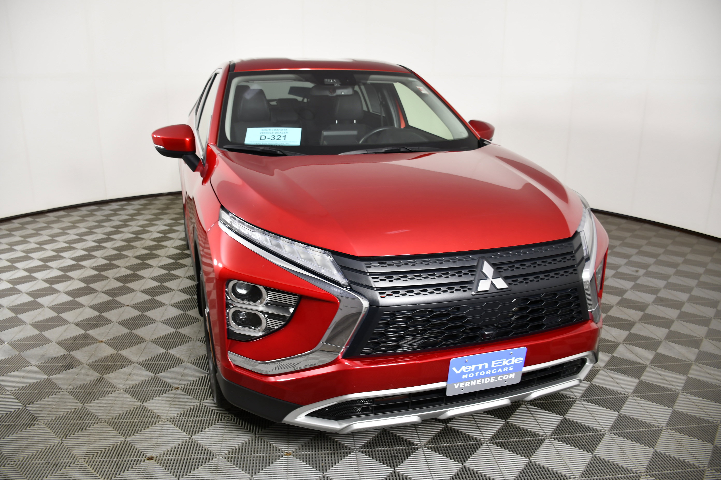Used 2024 Mitsubishi Eclipse Cross SE AWD/4WD image 3