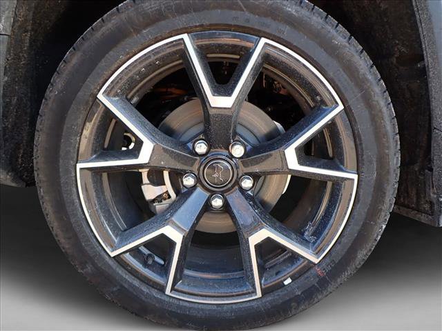 New 2026 Jeep Cherokee Overland image 7