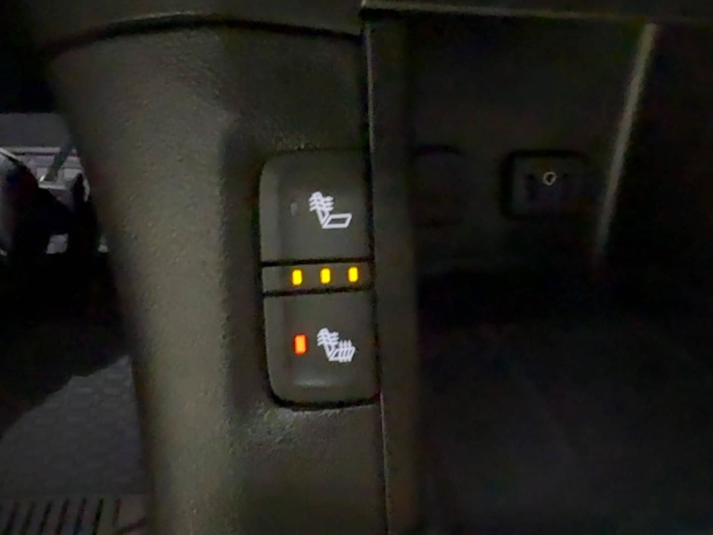 Used 2019 GMC Acadia SLT w/ LPO, Black Accent Package AWD/4WD image 30