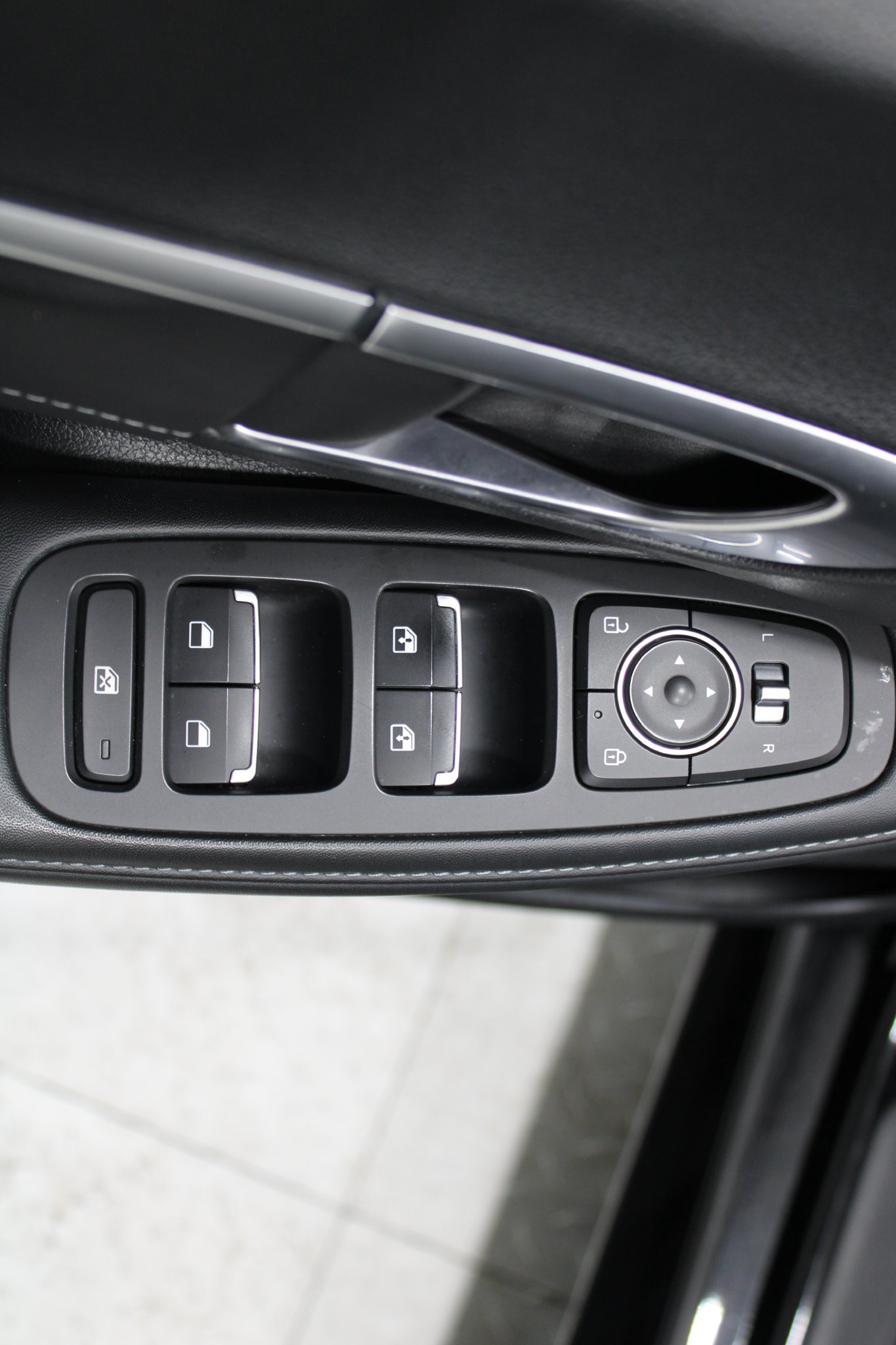 Used 2022 Hyundai Sonata Limited FWD image 46