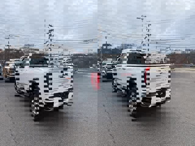 Certified 2022 GMC Sierra 2500 Denali w/ Snow Plow Prep/Camper Package image 5