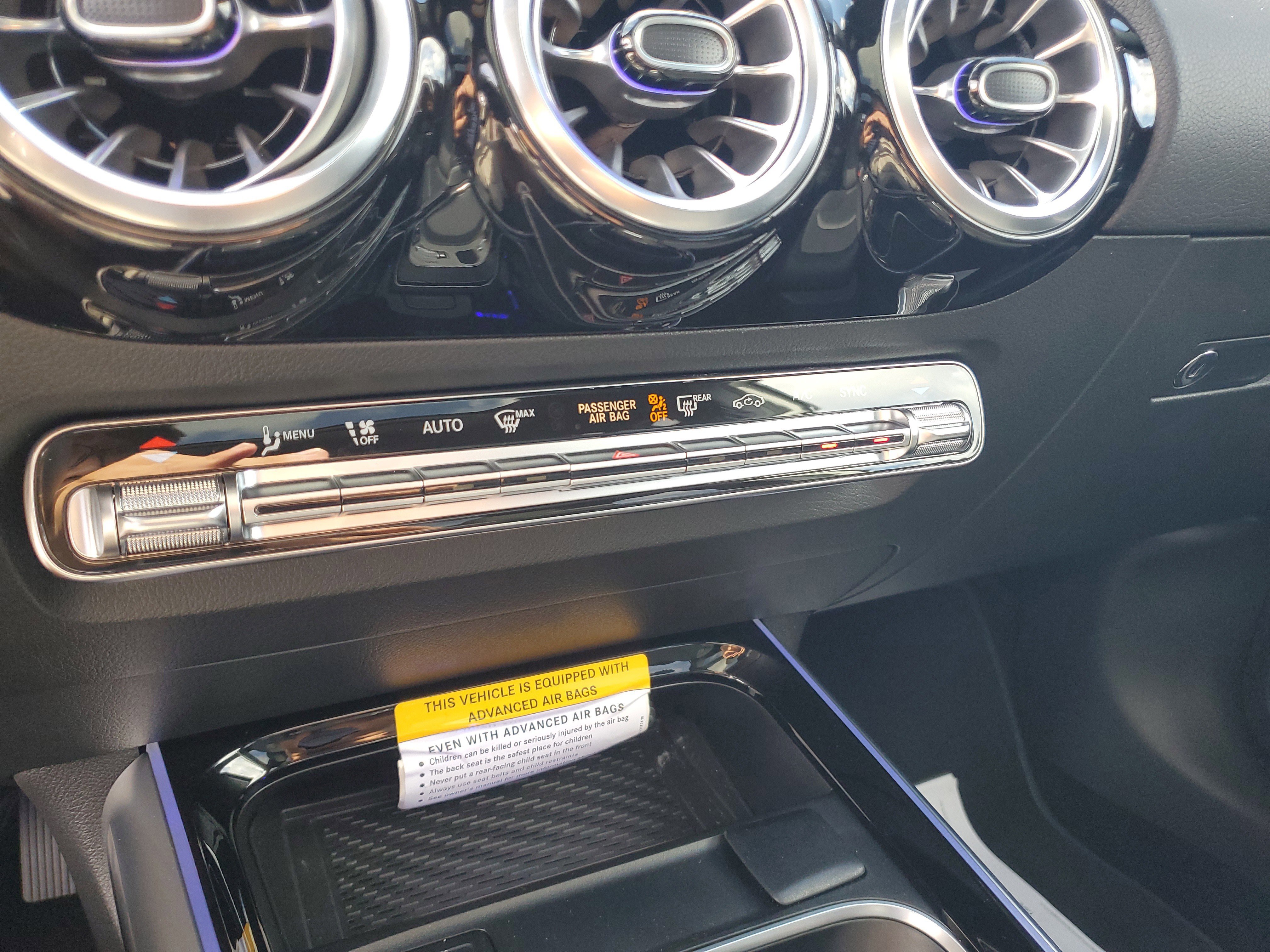 Certified 2025 Mercedes-Benz GLA 250 image 30