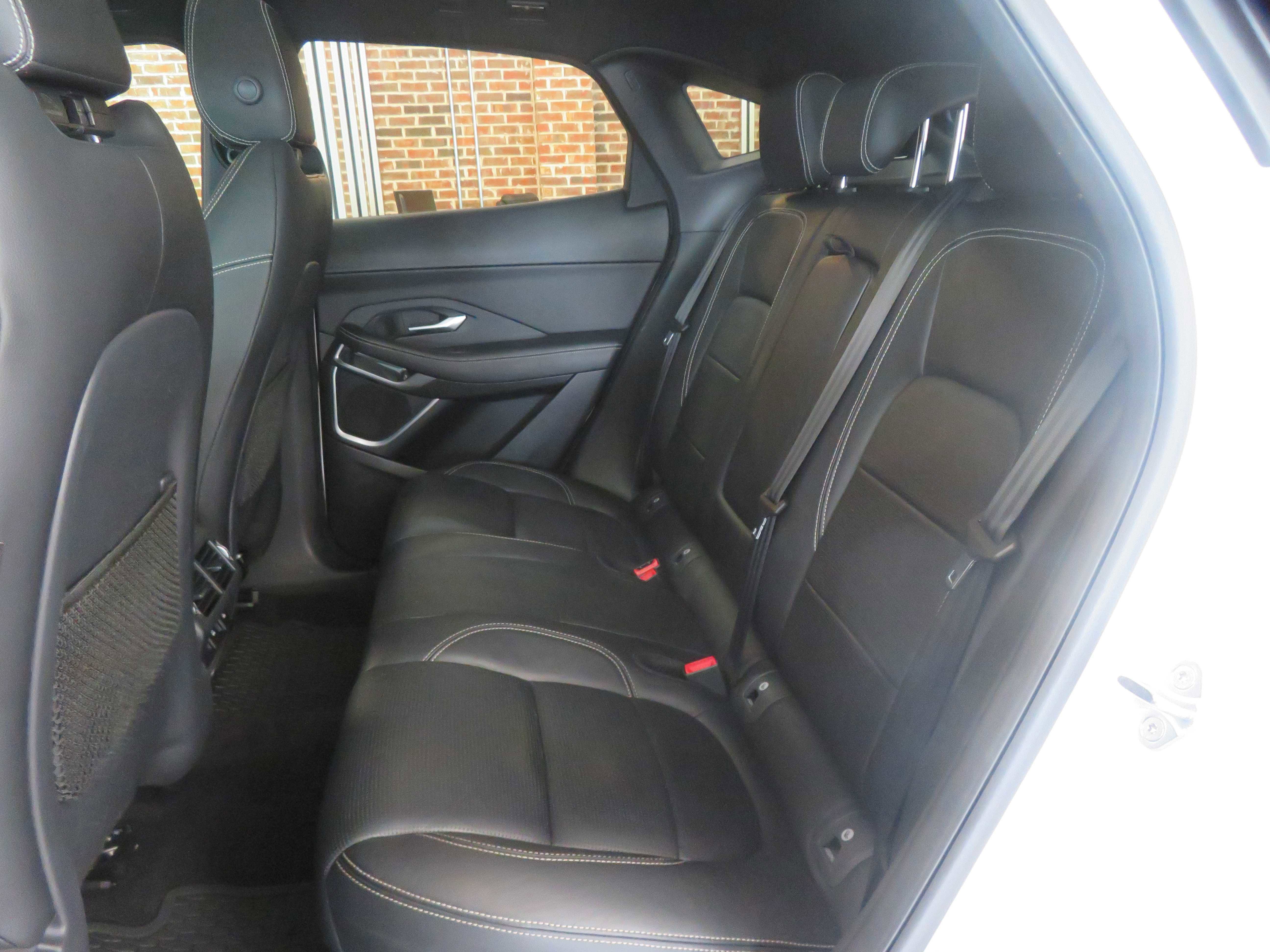 Used 2020 Jaguar E-PACE R-Dynamic SE AWD/4WD image 19