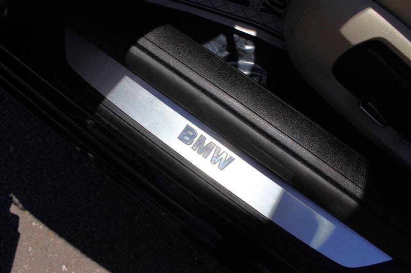 Used 2015 BMW 740Li RWD image 12