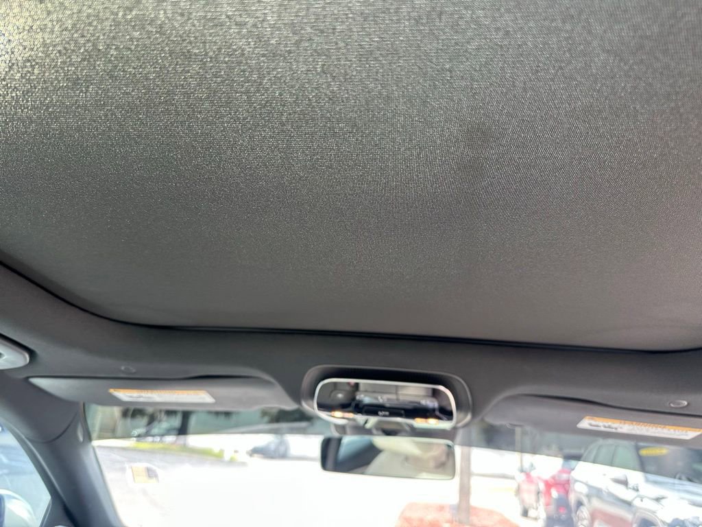 Used 2024 Mercedes-Benz C 300 Sedan image 20