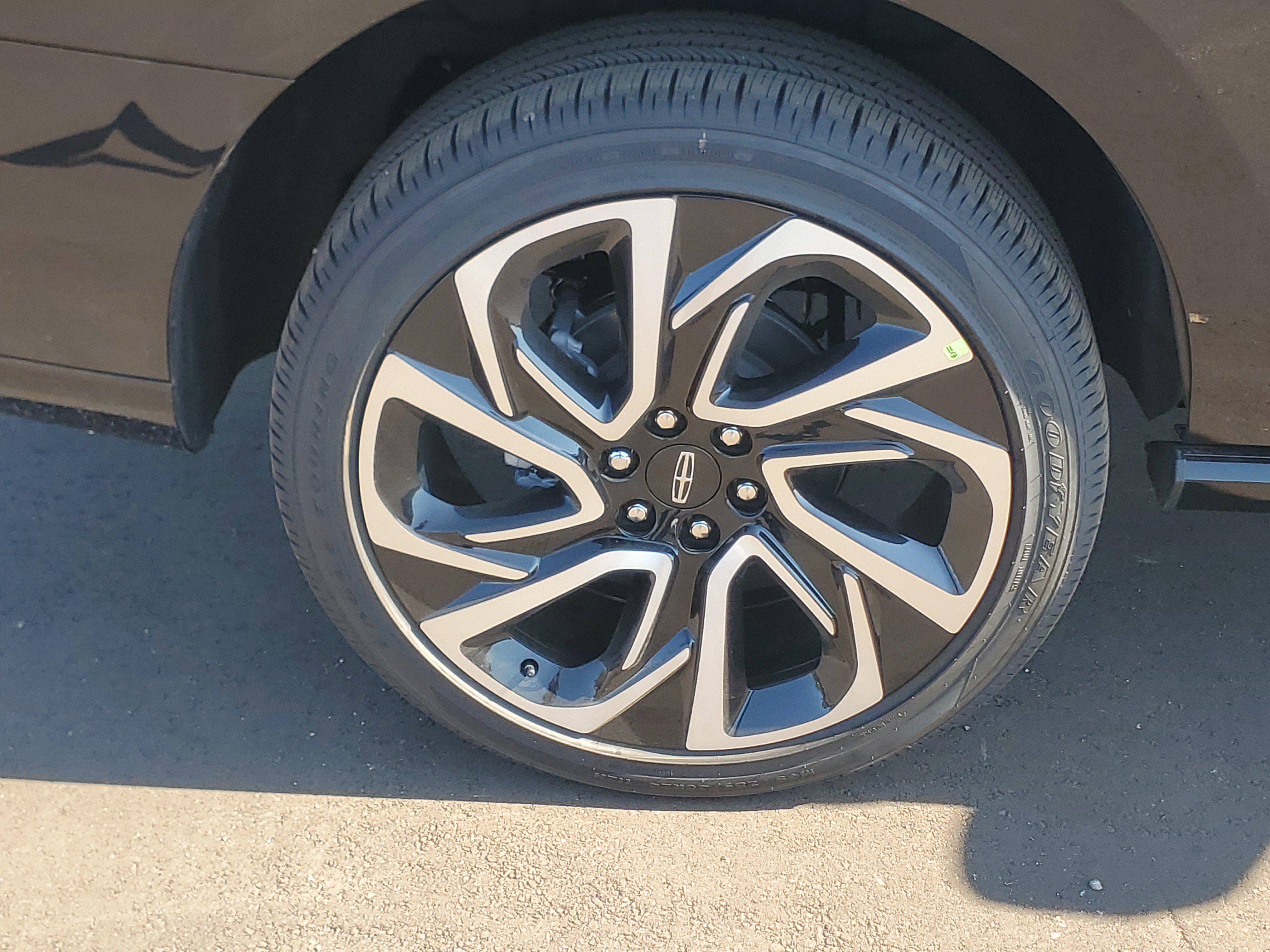 New 2027 Lincoln Navigator Black Label AWD/4WD image 5