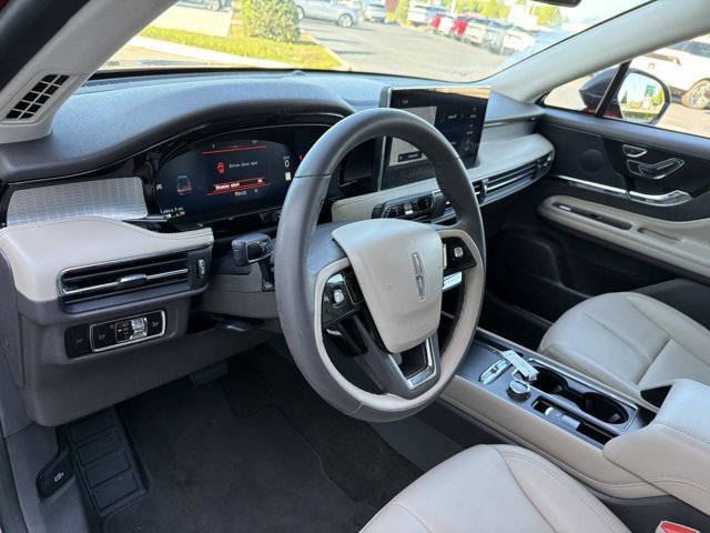 Certified 2023 Lincoln Corsair FWD image 16