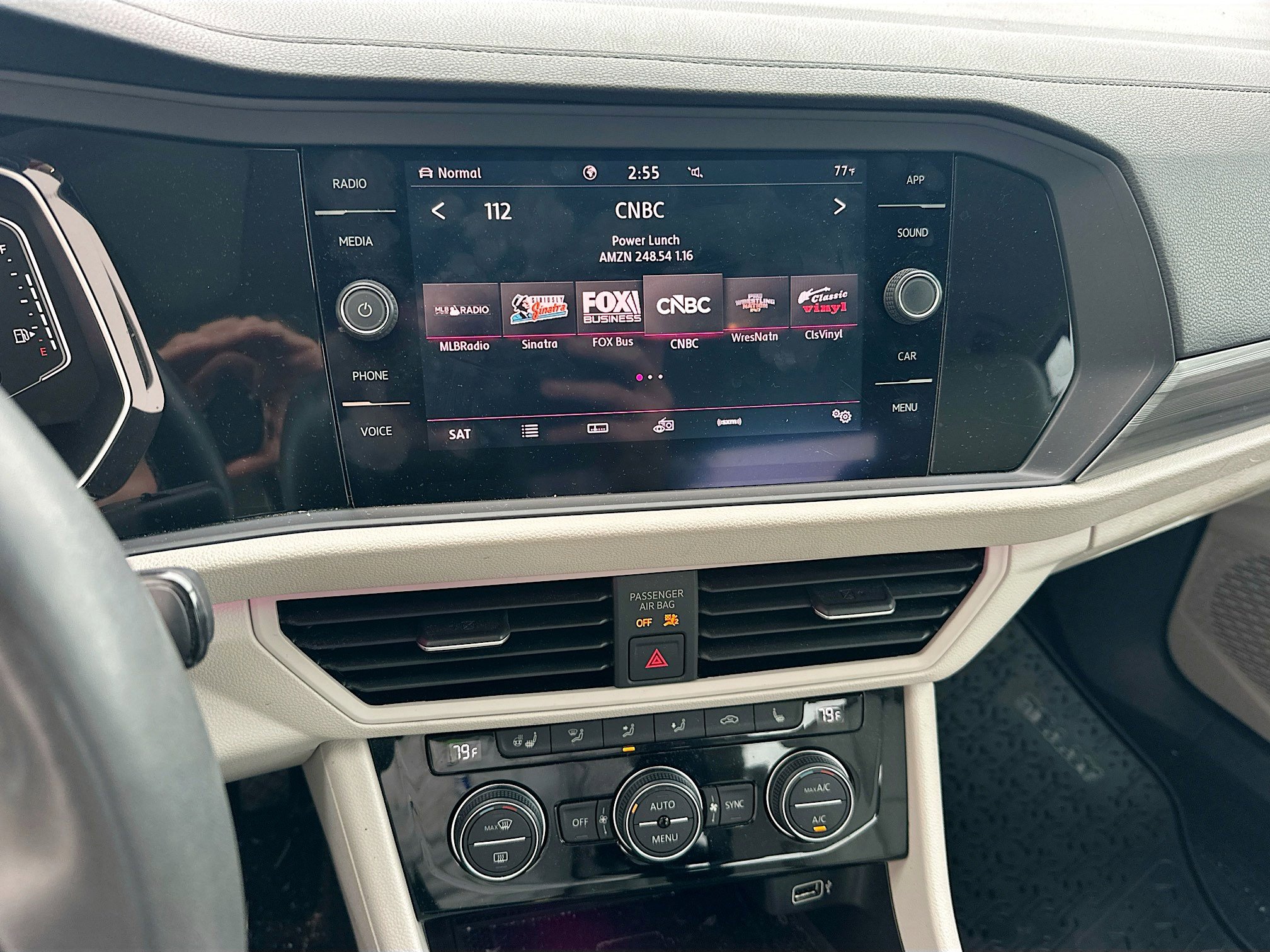 Used 2020 Volkswagen Jetta SEL image 12