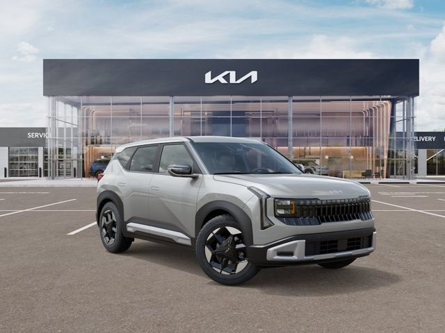 New 2027 Kia Seltos S FWD image 8