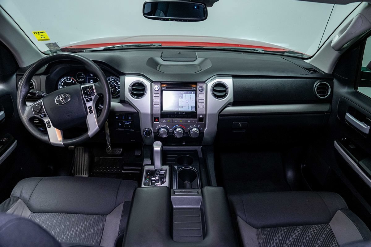 Used 2018 Toyota Tundra SR5 AWD/4WD image 28