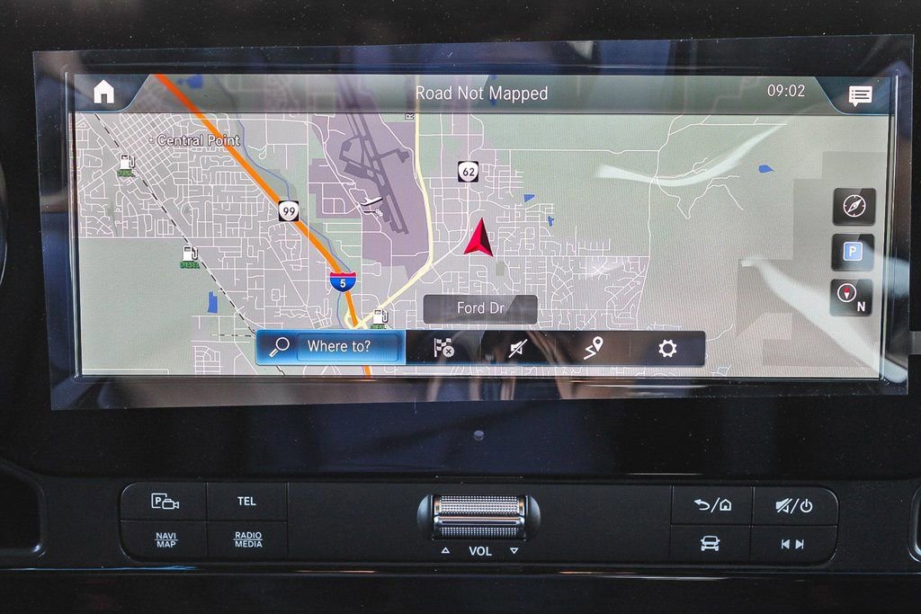 Used 2024 Mercedes-Benz Sprinter 144 Cargo image 26