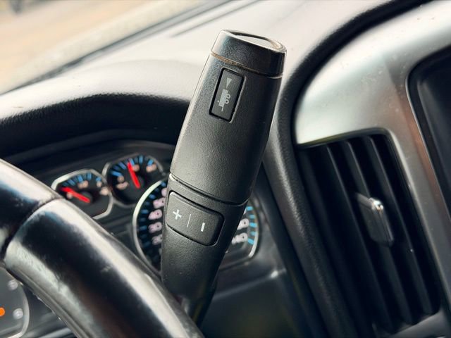 Used 2015 Chevrolet Silverado 1500 LT AWD/4WD image 12