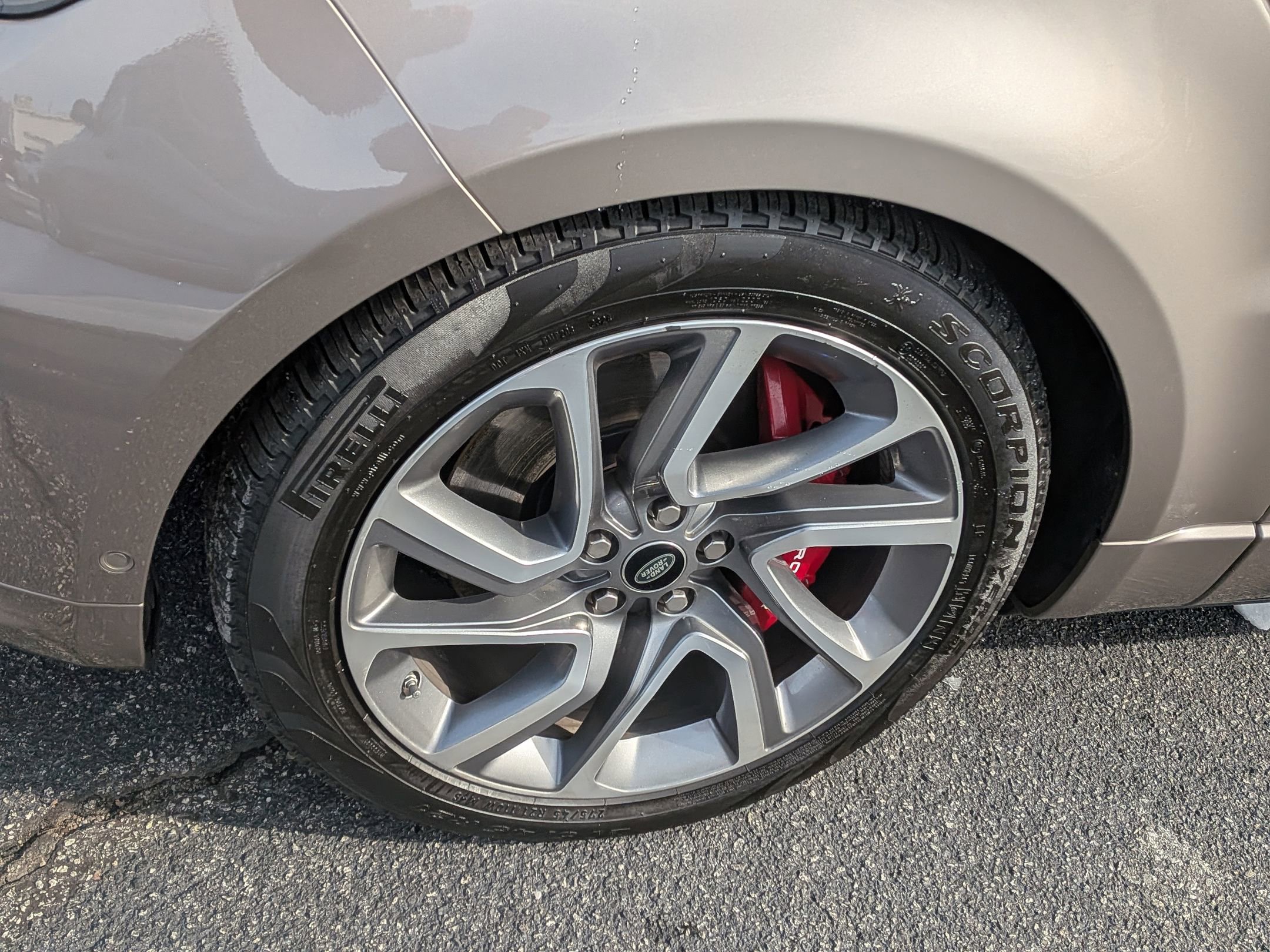 Used 2021 Land Rover Range Rover Sport HSE Dynamic image 12