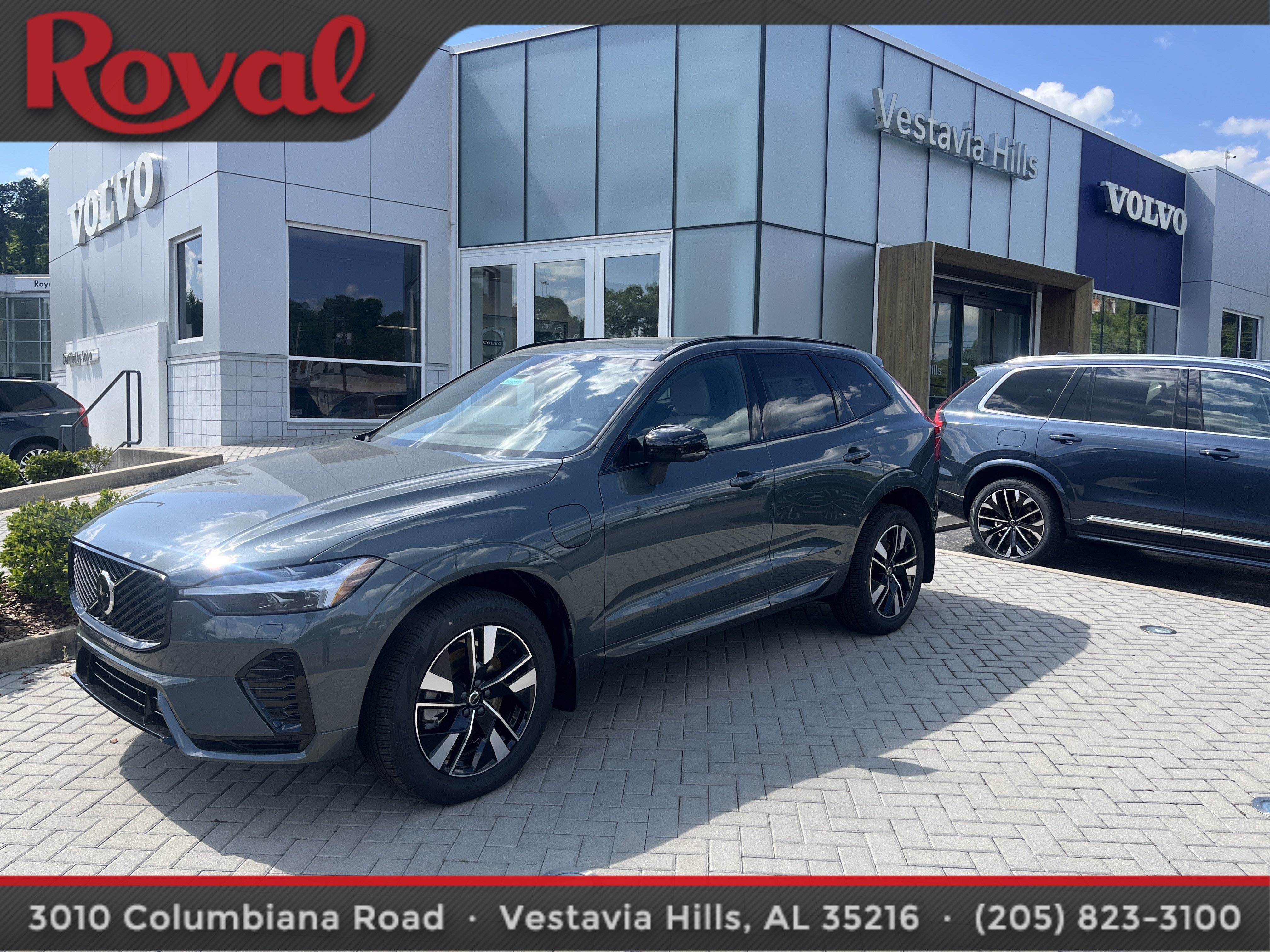 New 2026 Volvo XC60 T8 Core w/ Protection Package Premier