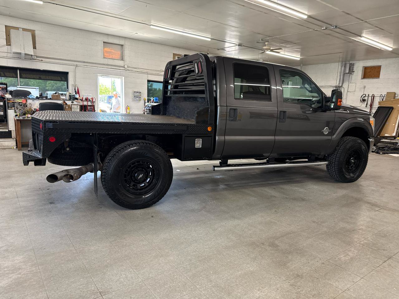 Used 2015 Ford F350 XLT w/ XLT Value Package AWD/4WD image 4