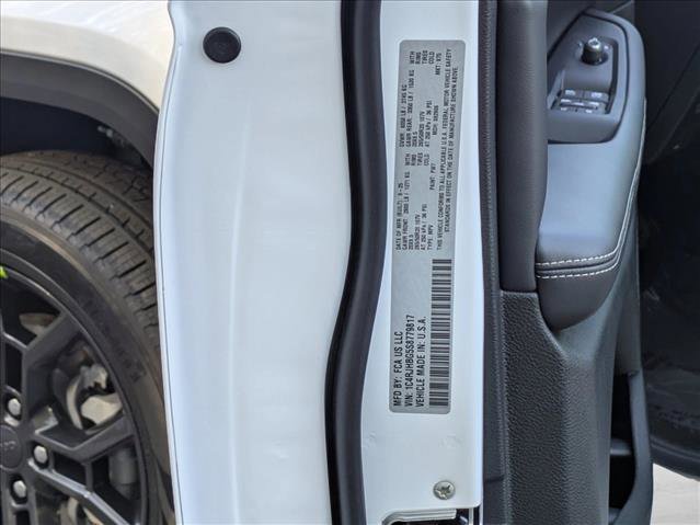 New 2025 Jeep Grand Cherokee Limited image 22