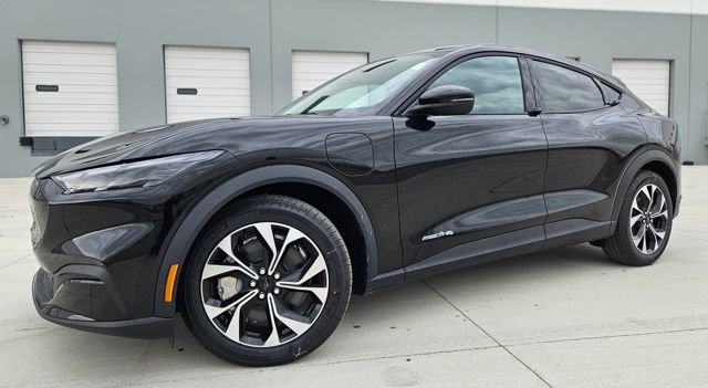 New 2026 Ford Mustang Mach-E Select w/ Comfort Package