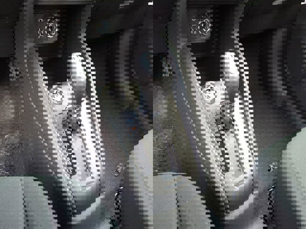 New 2025 Nissan Kicks Play S image 11