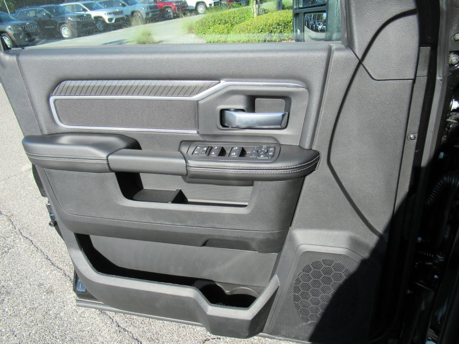New 2026 RAM 3500 Big Horn AWD/4WD image 22