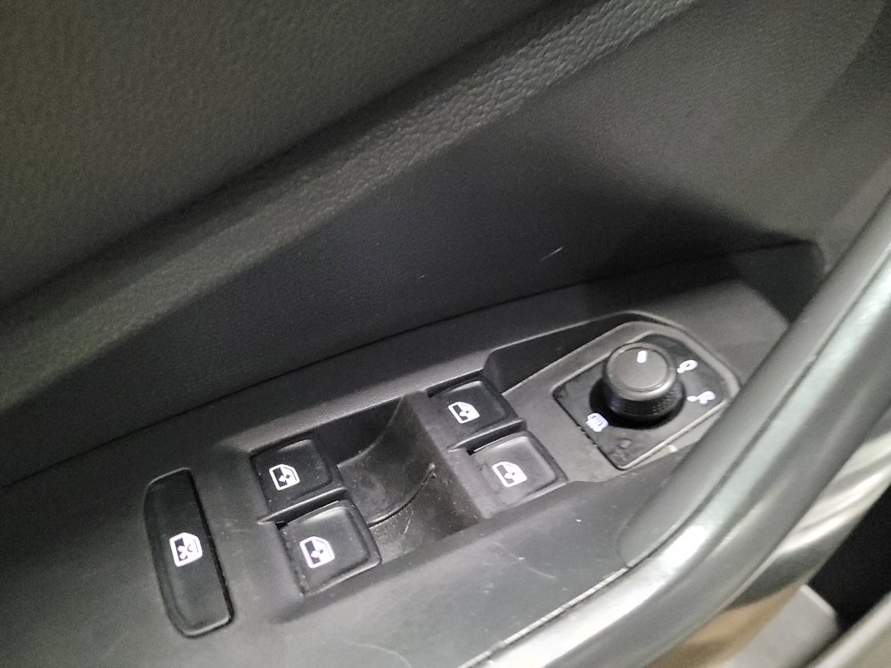 Used 2019 Volkswagen Jetta S w/ Driver Assistance Package FWD image 27