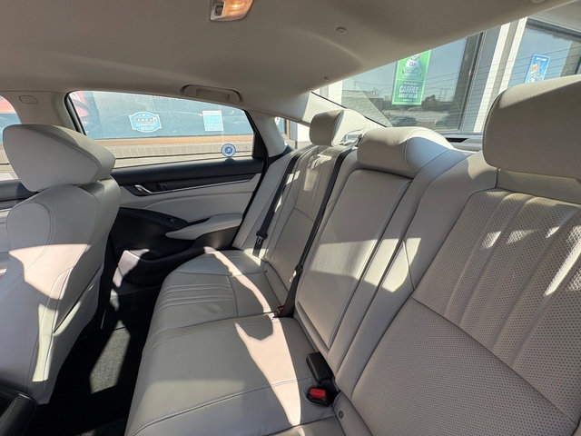 Used 2018 Honda Accord EX-L image 17