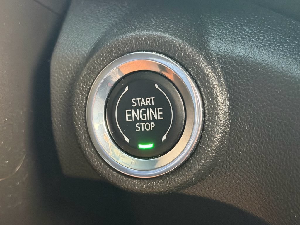 Used 2023 Chevrolet TrailBlazer LT FWD image 26