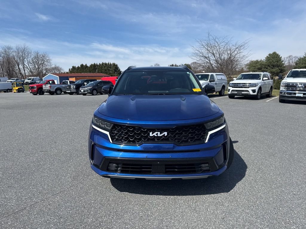 Used 2022 Kia Sorento SX image 2