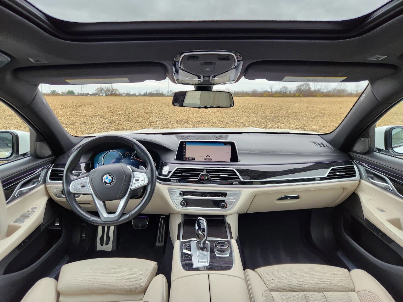 Used 2019 BMW 740i xDrive w/ Executive Package image 7