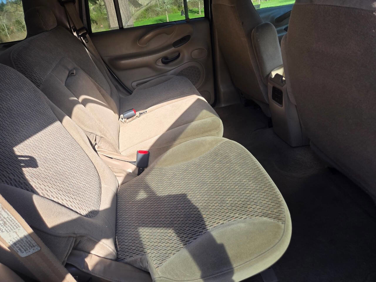 Used 1998 Ford Expedition XLT image 8