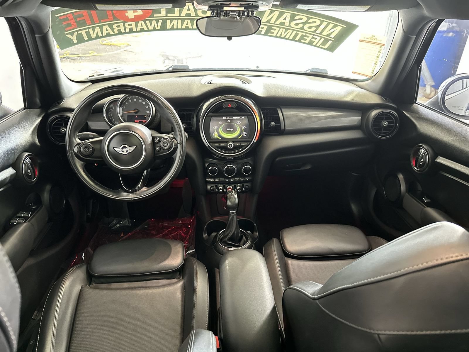 Used 2016 MINI Cooper 4-Door Hardtop FWD image 33