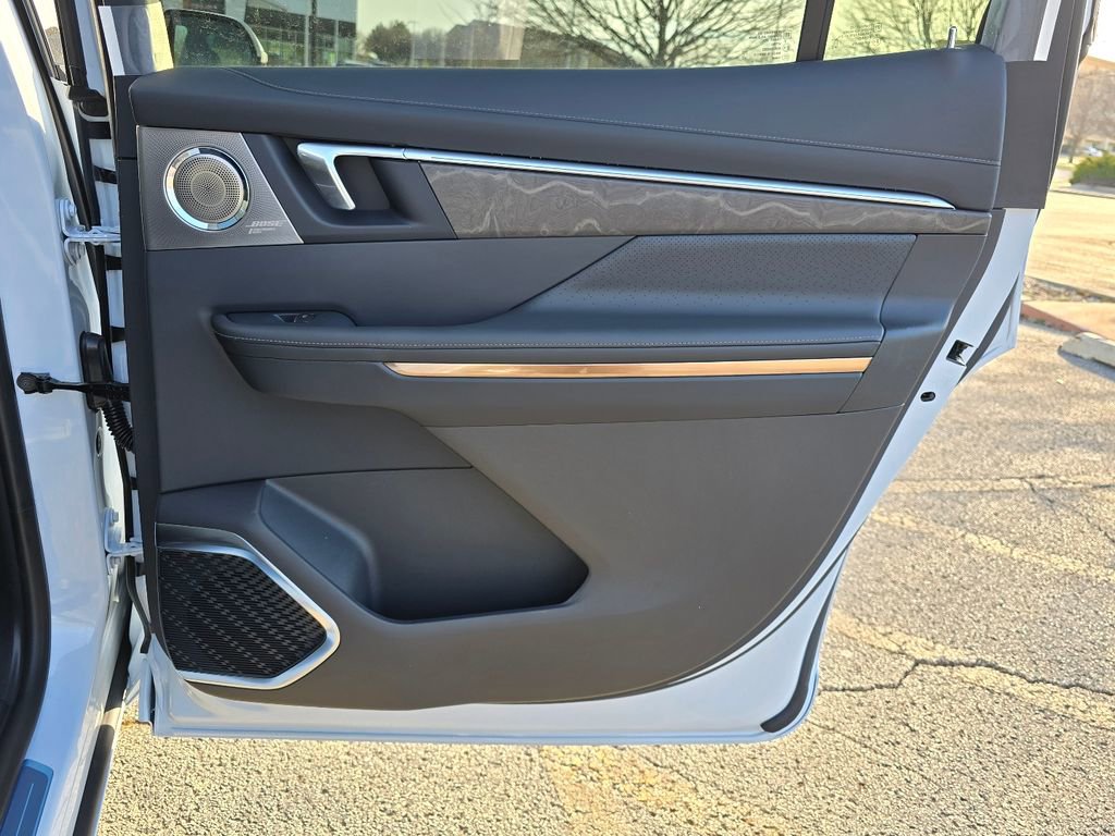 New 2026 Buick Enclave Avenir w/ Super Cruise Package image 33