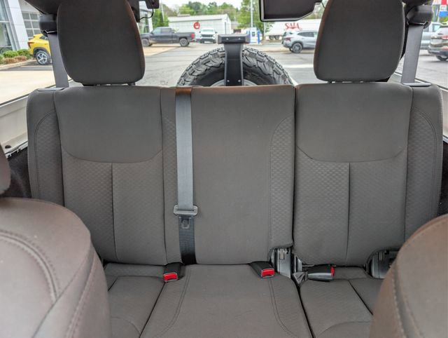 Used 2018 Jeep Wrangler Unlimited Sport S AWD/4WD image 16