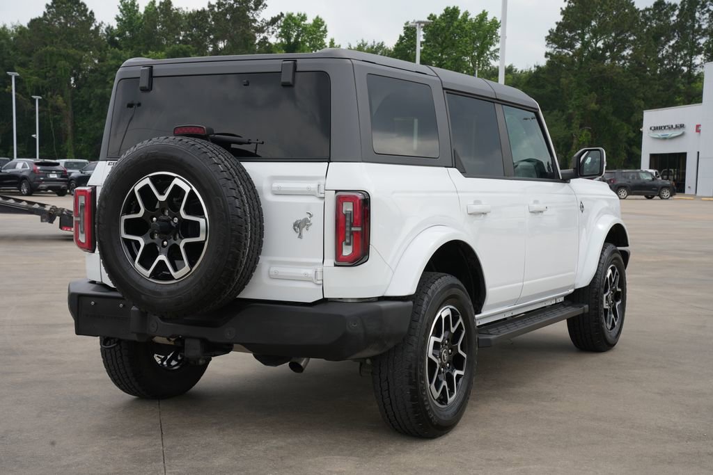 Used 2024 Ford Bronco Outer Banks AWD/4WD image 3