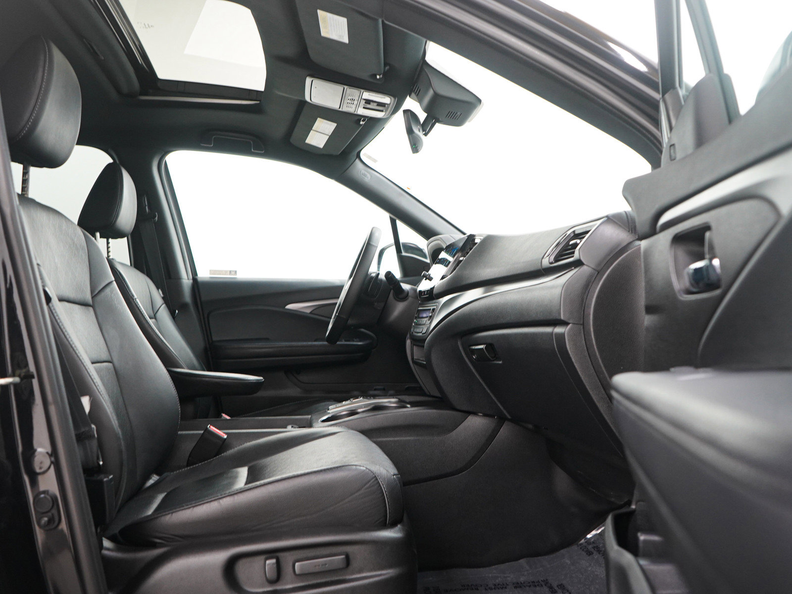 Used 2019 Honda Passport EX-L image 11