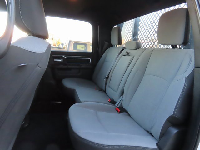 Used 2024 RAM 3500 Big Horn image 23
