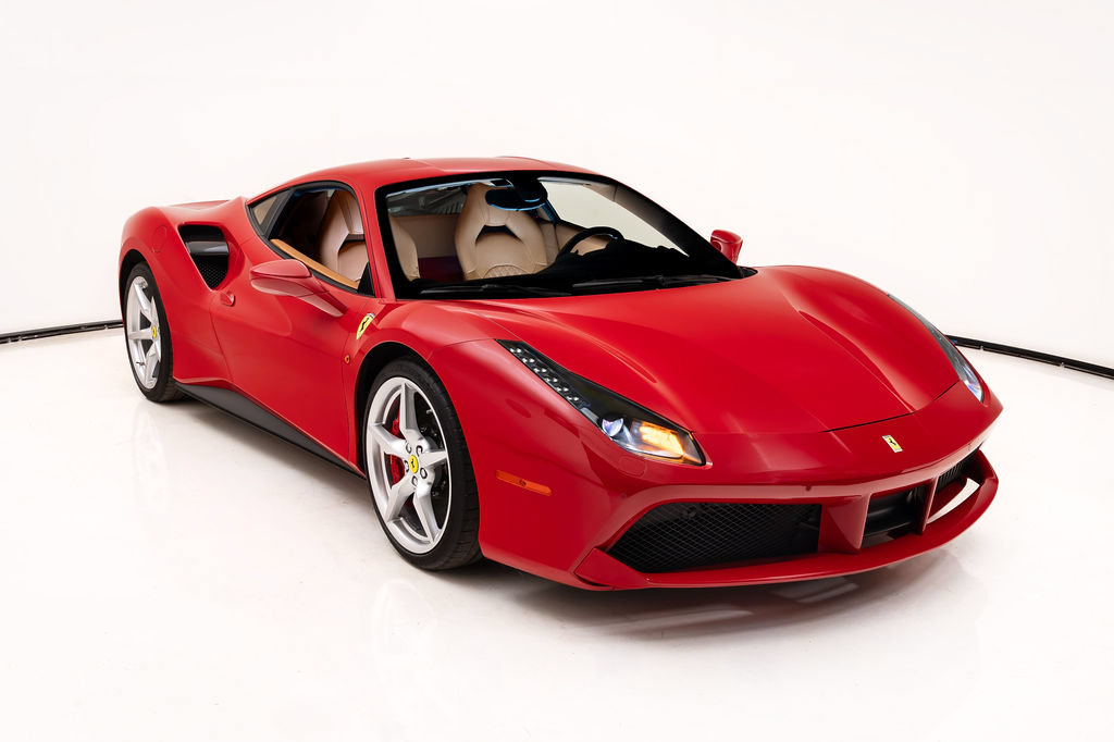 Certified 2017 Ferrari 488 GTB RWD image 1
