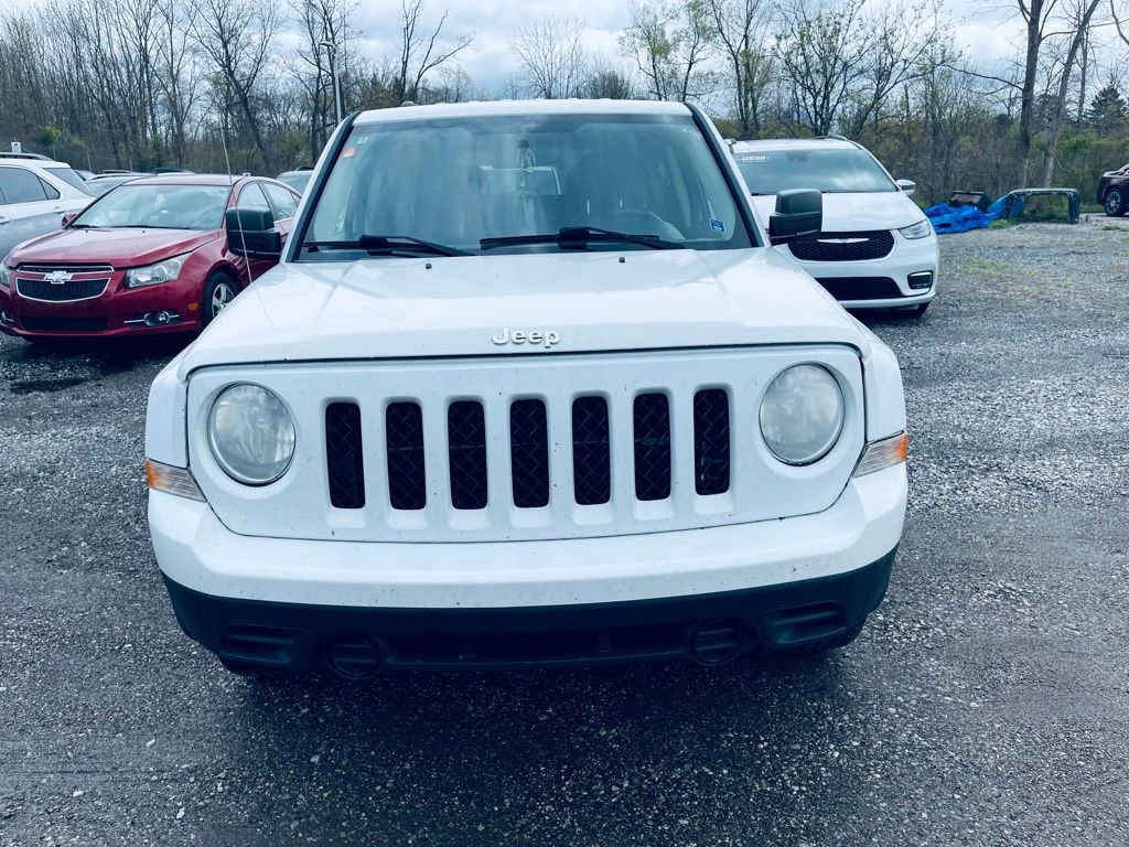 Used 2011 Jeep Patriot Sport AWD/4WD image 10