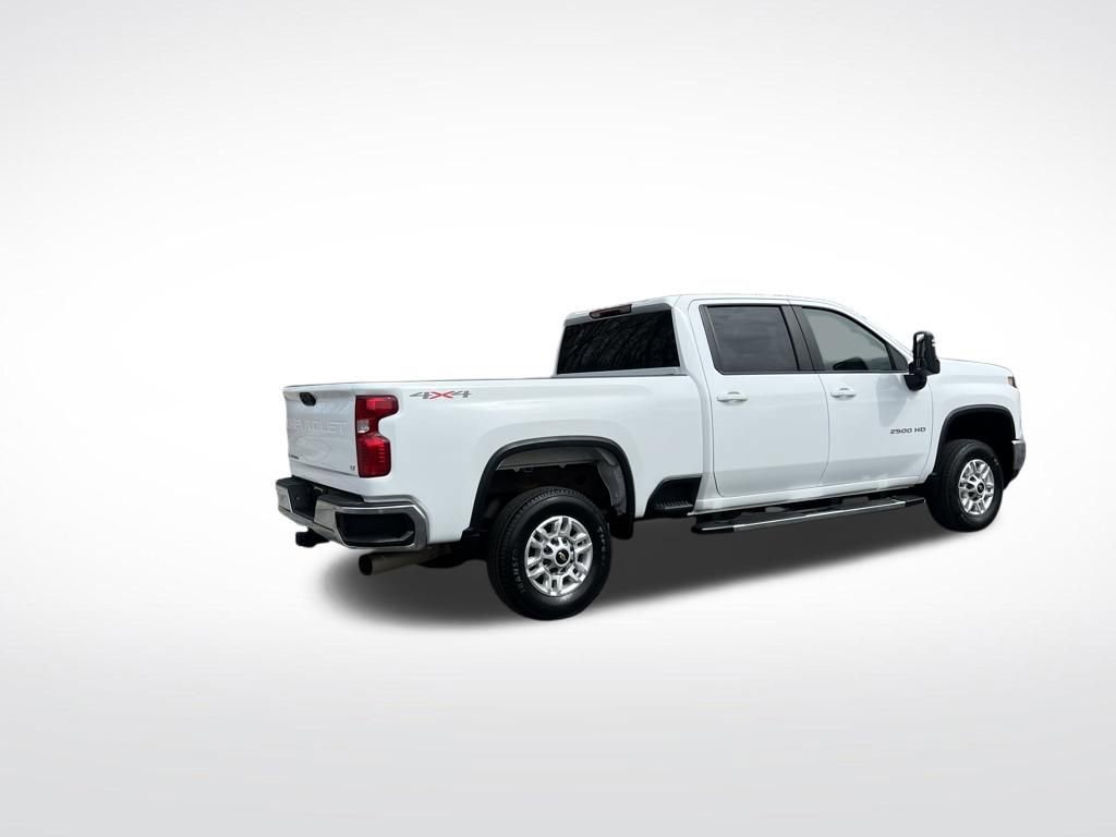 Used 2025 Chevrolet Silverado 2500 LT w/ Convenience Package image 9
