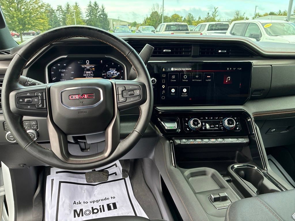 Used 2026 GMC Sierra 2500 AT4 AWD/4WD image 5
