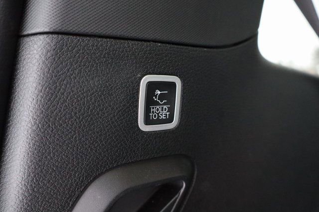 Used 2024 Jeep Wagoneer Series II w/ Convenience Group I image 40